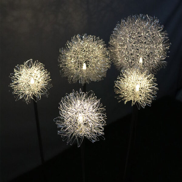 Aluminum Wire Dandelion Ball Lamp