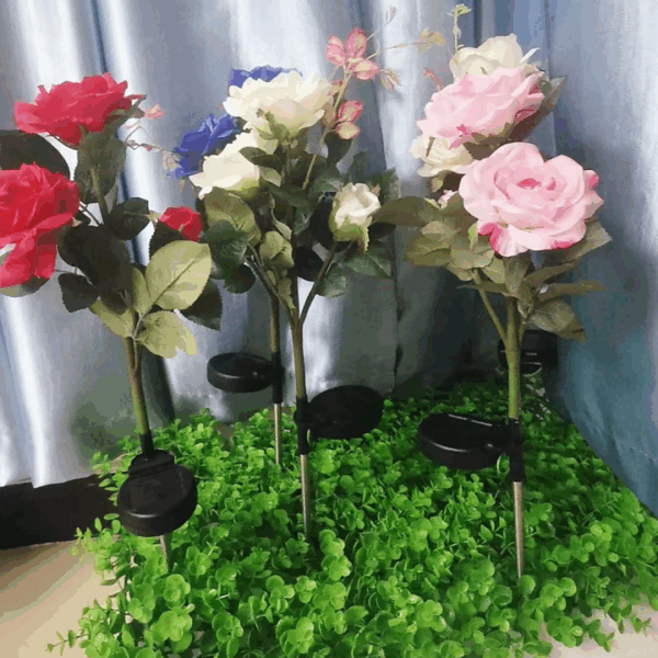 Three-headed Rose lamp